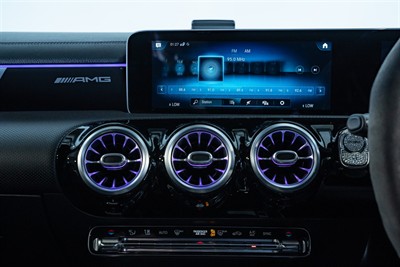 2019 Mercedes-Benz A 35 - Thumbnail