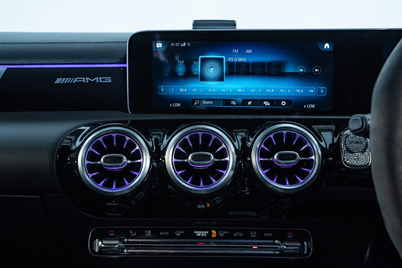 2019 Mercedes-Benz A 35