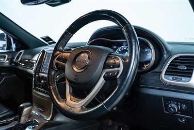 2017 Jeep Grand Cherokee - Thumbnail