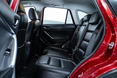 2016 Mazda CX-5 - Thumbnail