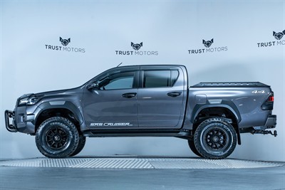2021 Toyota Hilux - Thumbnail