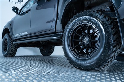 2021 Toyota Hilux - Thumbnail