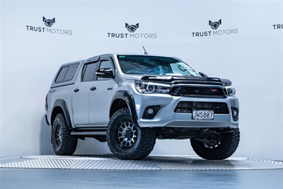 2016 Toyota Hilux - Thumbnail