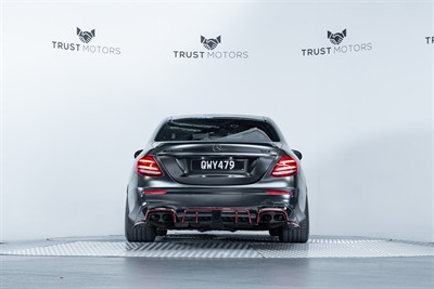 2017 Mercedes-Benz E 63 - Thumbnail