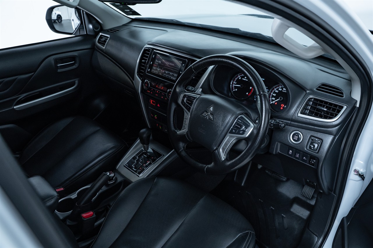 2022 Mitsubishi Triton