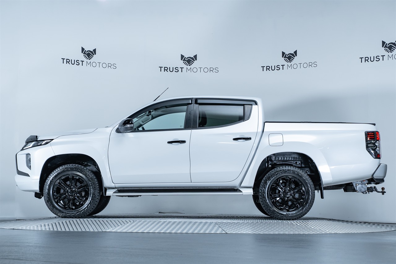 2022 Mitsubishi Triton