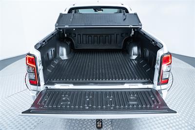 2022 Mitsubishi Triton - Thumbnail