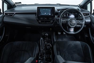 2022 Toyota Corolla - Thumbnail