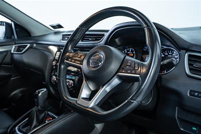 2018 Nissan Qashqai - Thumbnail