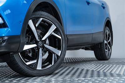 2018 Nissan Qashqai - Thumbnail