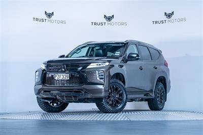 2023 Mitsubishi Pajero Sport - Thumbnail