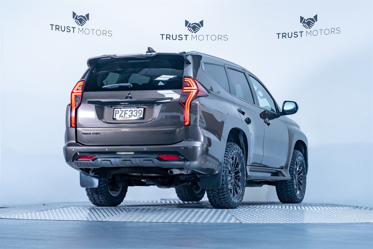 2023 Mitsubishi Pajero Sport