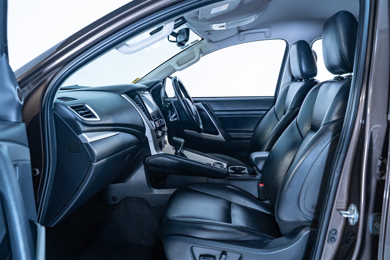 2023 Mitsubishi Pajero Sport