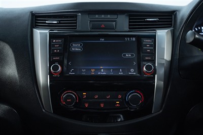 2019 Nissan Navara - Thumbnail