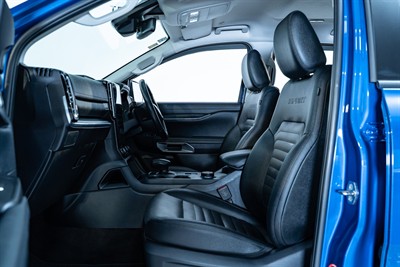 2022 Ford Everest - Thumbnail