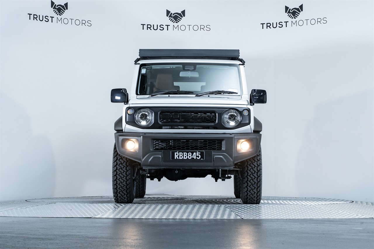 2023 Suzuki Jimny