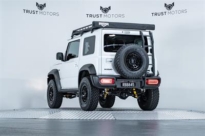 2023 Suzuki Jimny - Thumbnail
