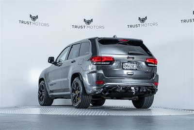 2020 Jeep Grand Cherokee - Thumbnail