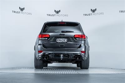 2020 Jeep Grand Cherokee - Thumbnail