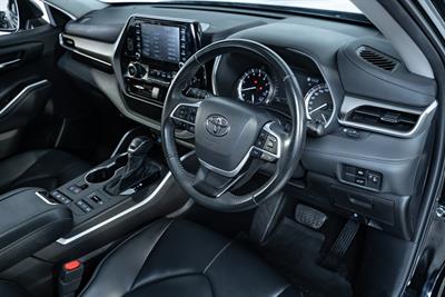 2022 Toyota Highlander - Thumbnail