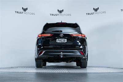2022 Toyota Highlander - Thumbnail