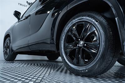 2022 Toyota Highlander - Thumbnail
