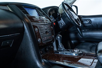 2021 Nissan Patrol - Thumbnail