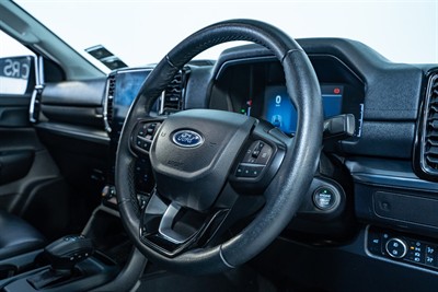 2023 Ford Everest - Thumbnail