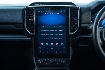 2023 Ford Everest - Thumbnail