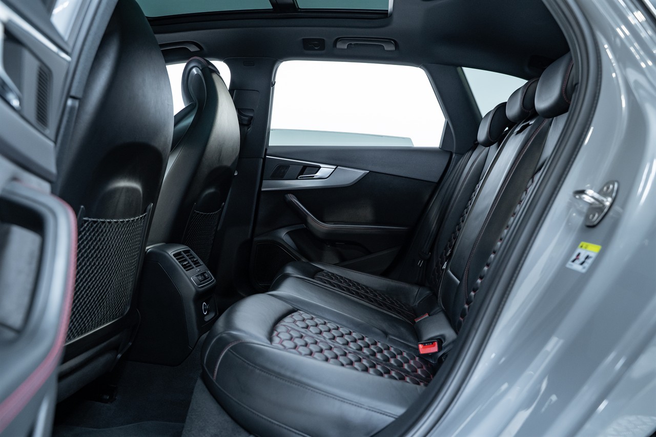2019 Audi RS4