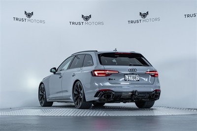 2019 Audi RS4 - Thumbnail