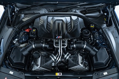 2015 BMW M5 - Thumbnail