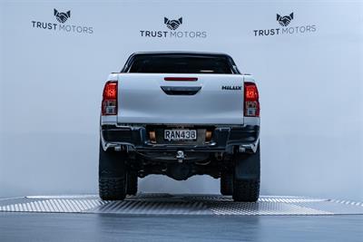 2020 Toyota Hilux - Thumbnail