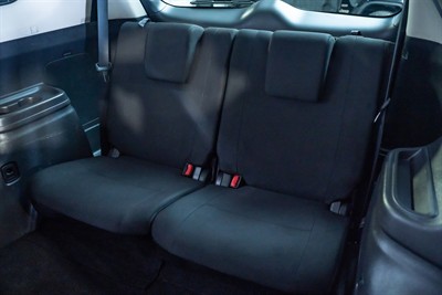 2020 Mitsubishi Outlander - Thumbnail