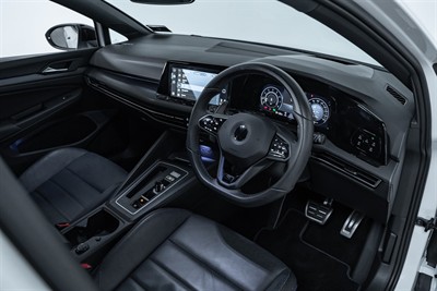 2022 Volkswagen Golf - Thumbnail