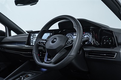 2022 Volkswagen Golf - Thumbnail