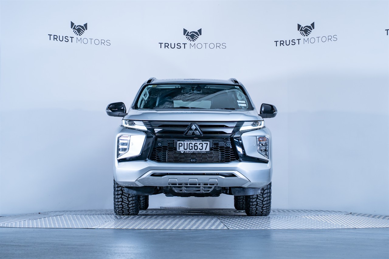 2023 Mitsubishi Pajero Sport