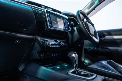 2016 Toyota Hilux - Thumbnail