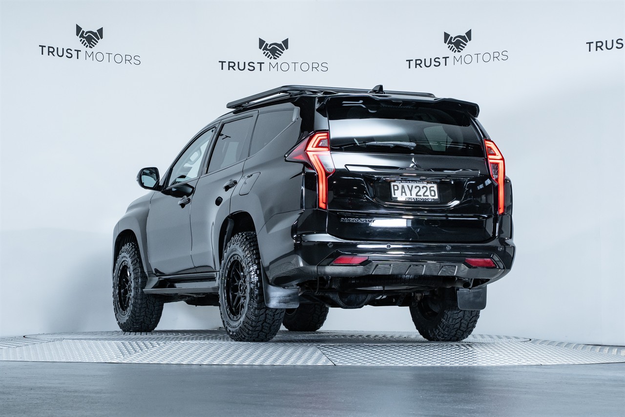 2022 Mitsubishi Pajero Sport
