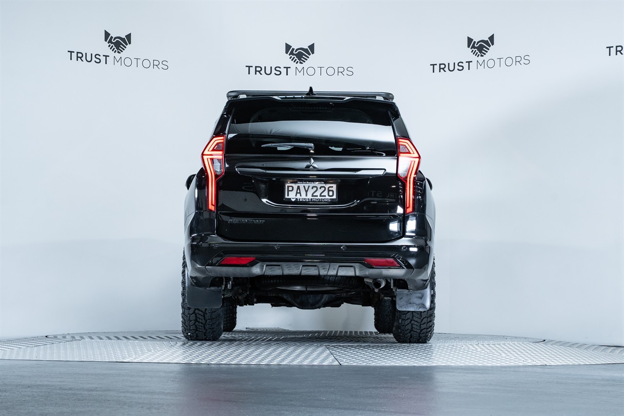 2022 Mitsubishi Pajero Sport