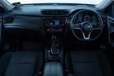 2021 Nissan X-Trail - Thumbnail