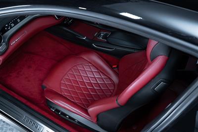 2018 Ferrari GTC4 LUSSO T - Thumbnail