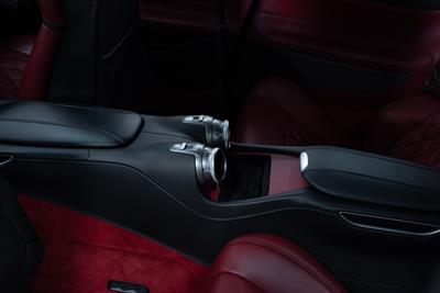 2018 Ferrari GTC4 LUSSO T - Thumbnail