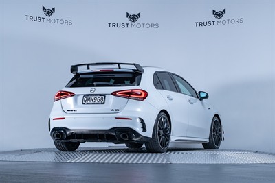 2024 Mercedes-Benz A 35 - Thumbnail
