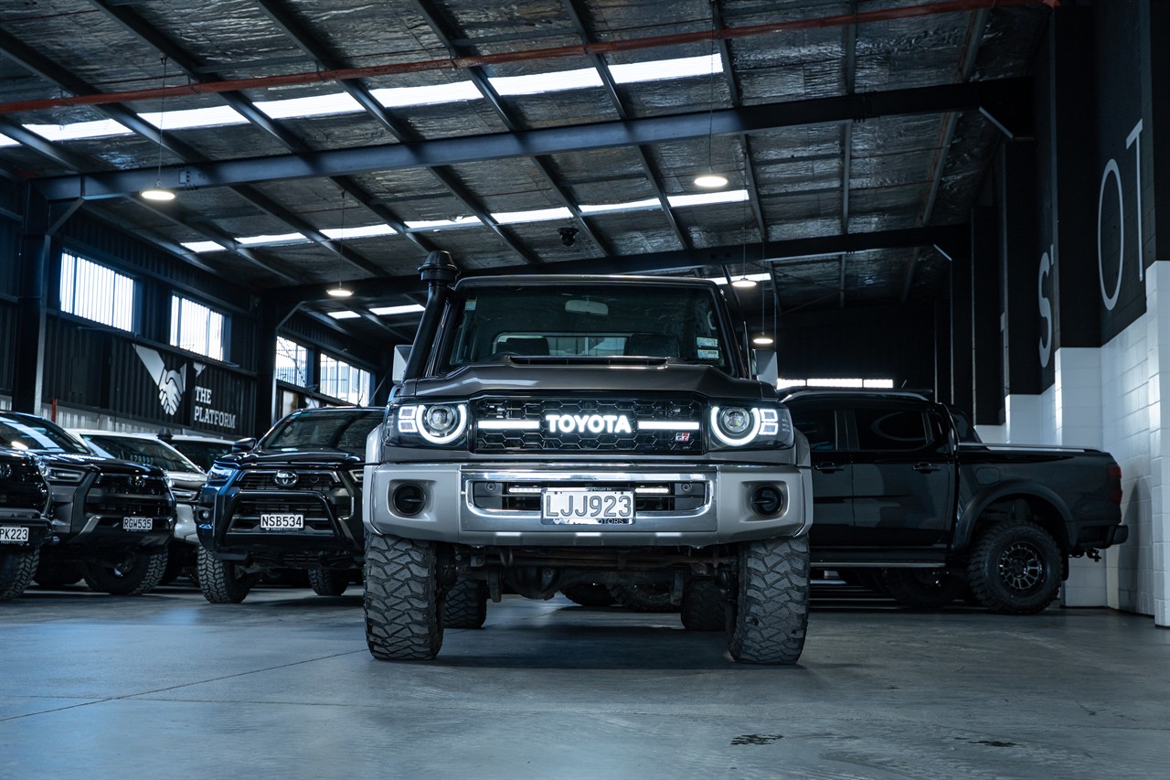 2014 Toyota Landcruiser