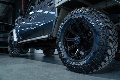 2014 Toyota Landcruiser - Thumbnail