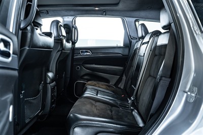 2020 Jeep Grand Cherokee - Thumbnail