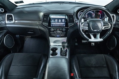 2020 Jeep Grand Cherokee - Thumbnail