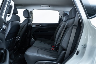 2022 Ssangyong Rexton - Thumbnail