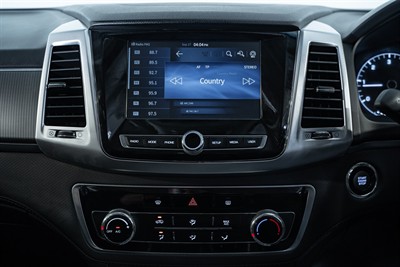 2022 Ssangyong Rexton - Thumbnail